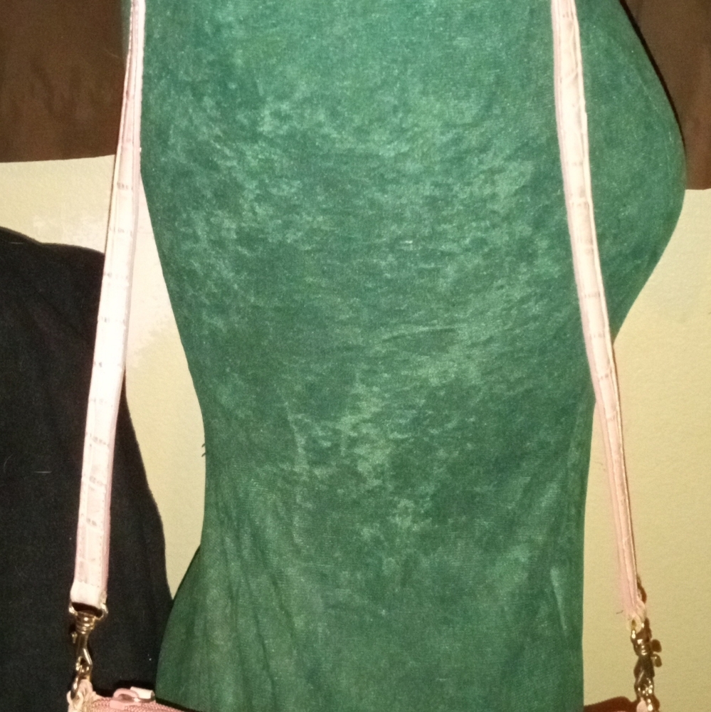 Purse - Picture 2 of 3